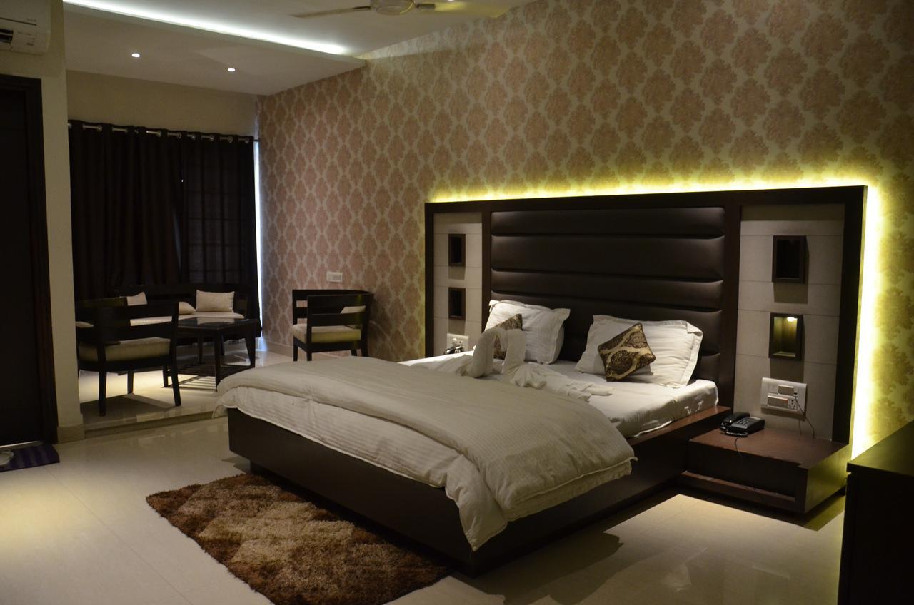 Hotel Aroma Inn Sirsa Luaran gambar