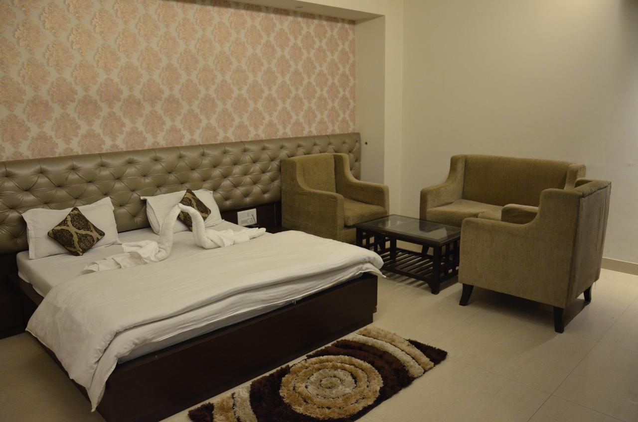 Hotel Aroma Inn Sirsa Luaran gambar