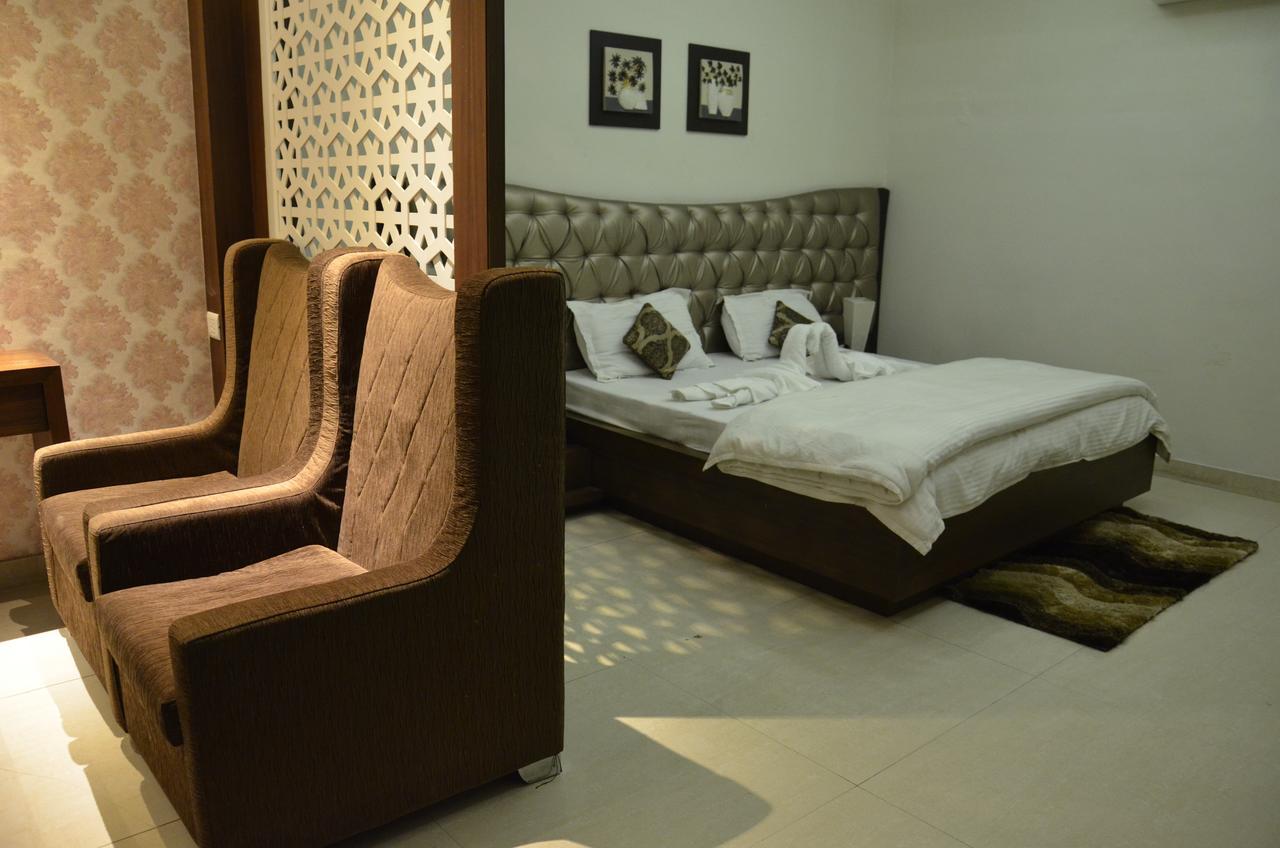 Hotel Aroma Inn Sirsa Luaran gambar