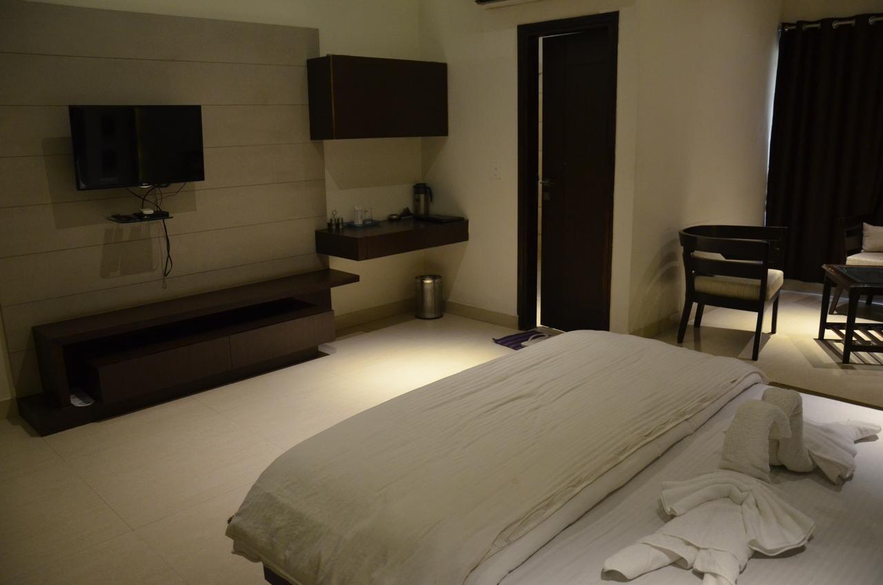 Hotel Aroma Inn Sirsa Luaran gambar